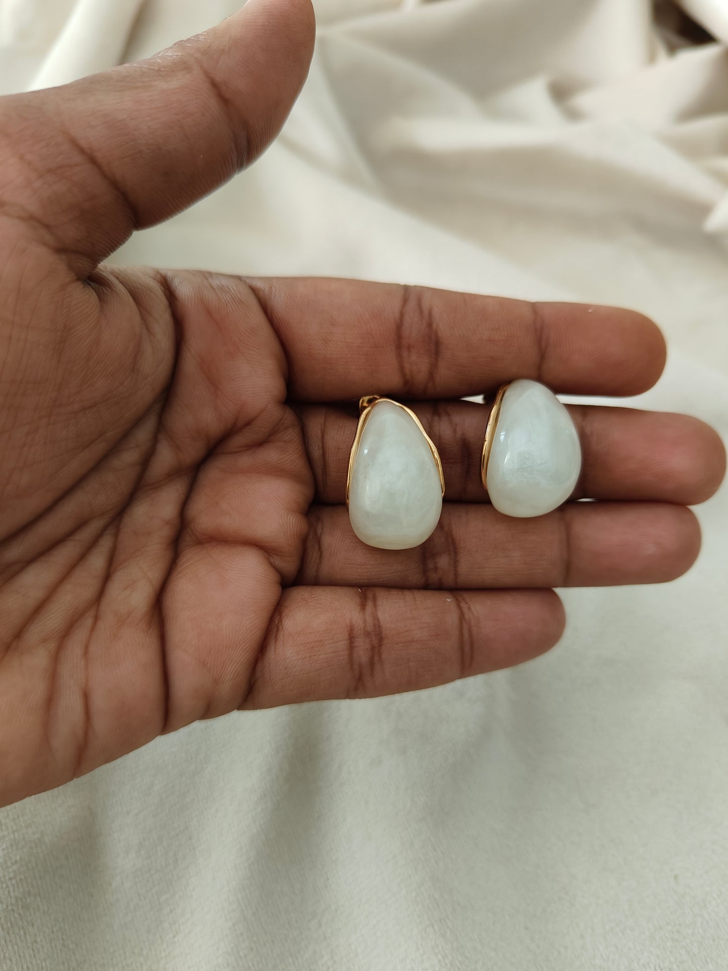 Pearl moon hoop