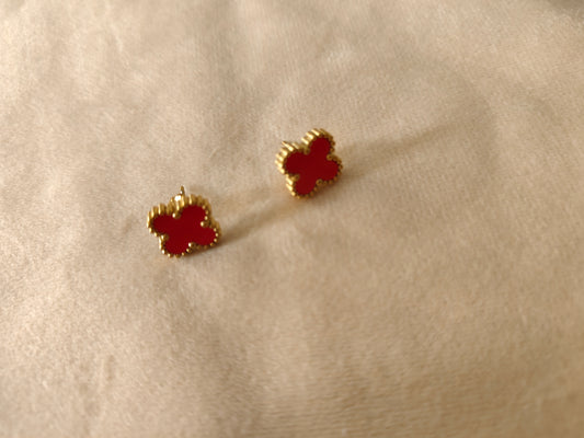 Red flower stud