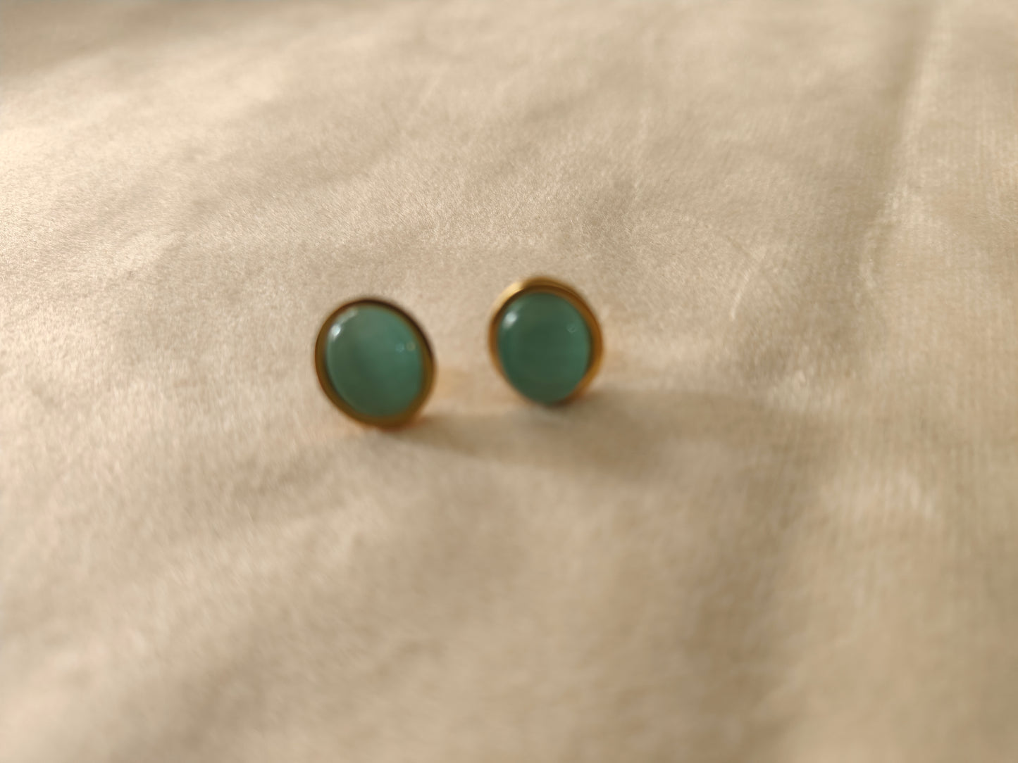 Turquoise oval stud