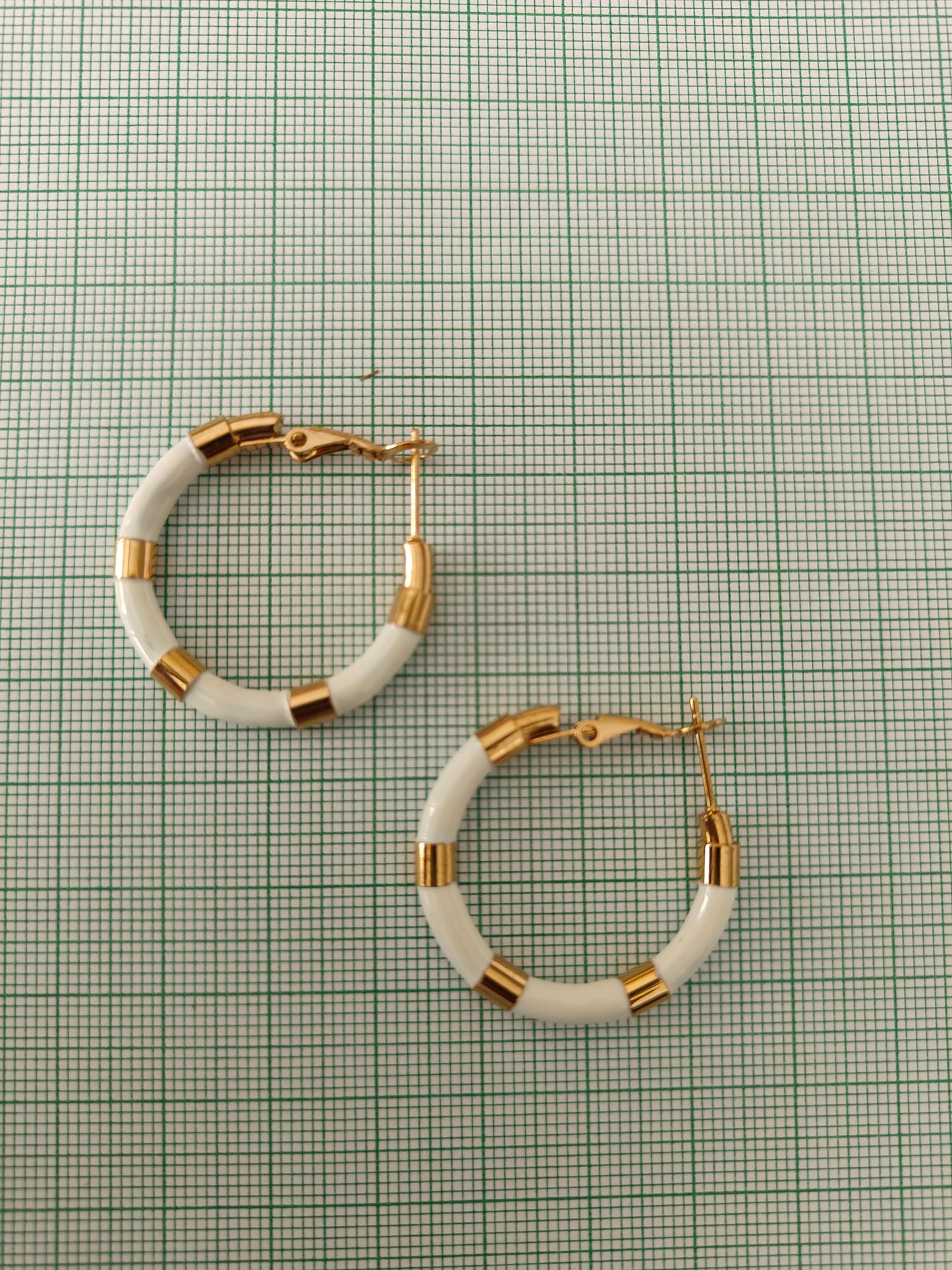 Ivory & Gold Classic