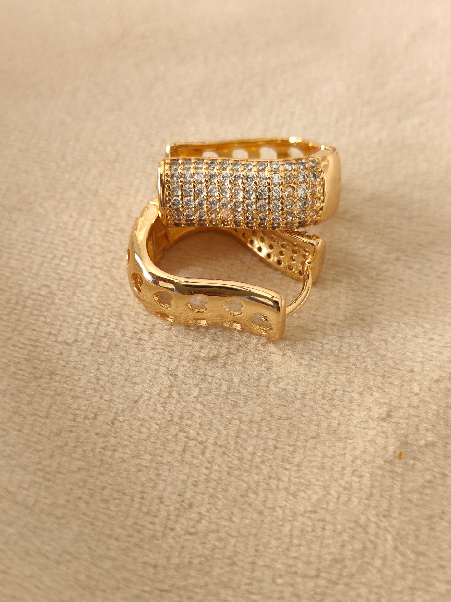 Lustrous Crystal Band