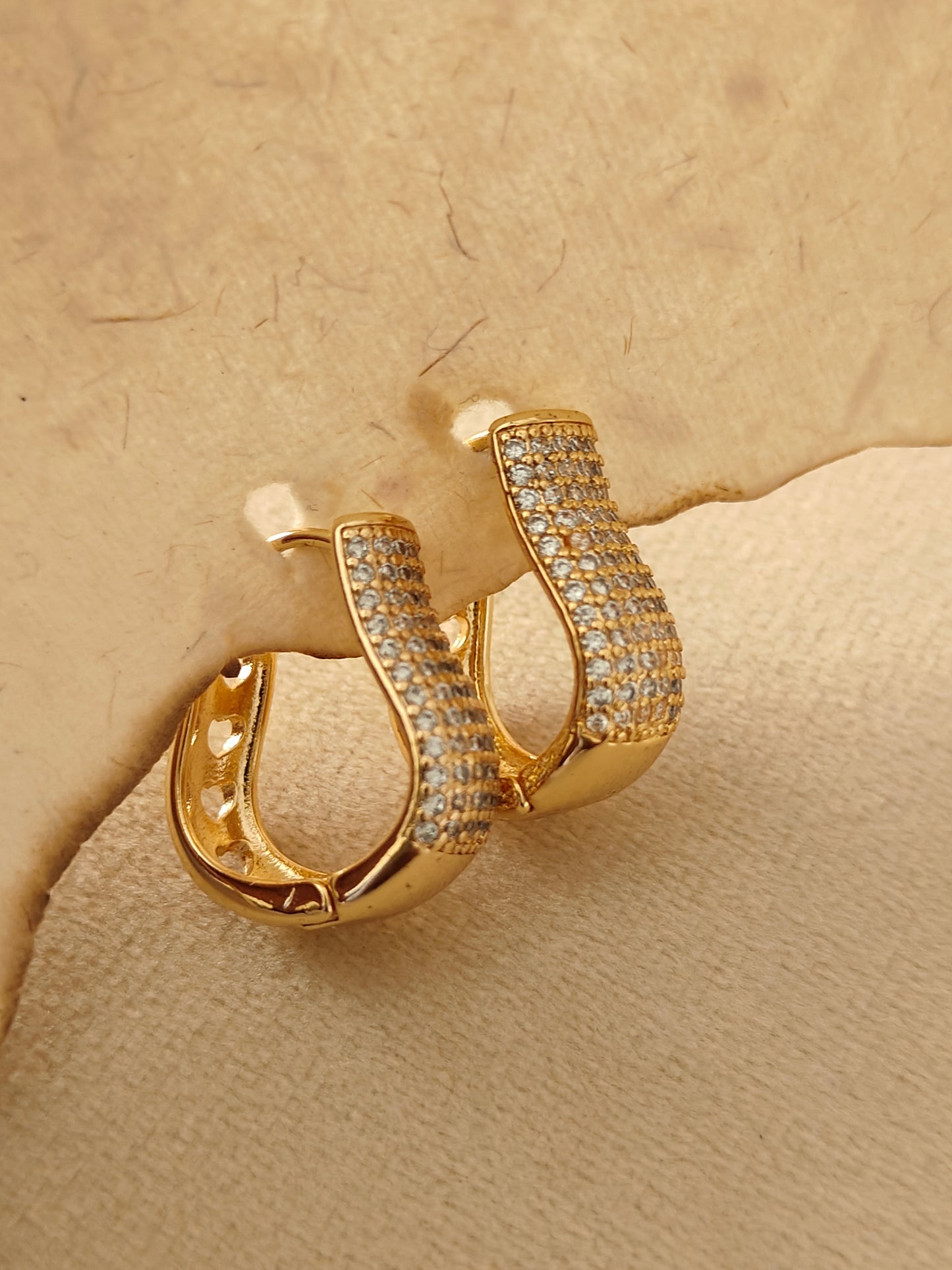 Lustrous Crystal Band